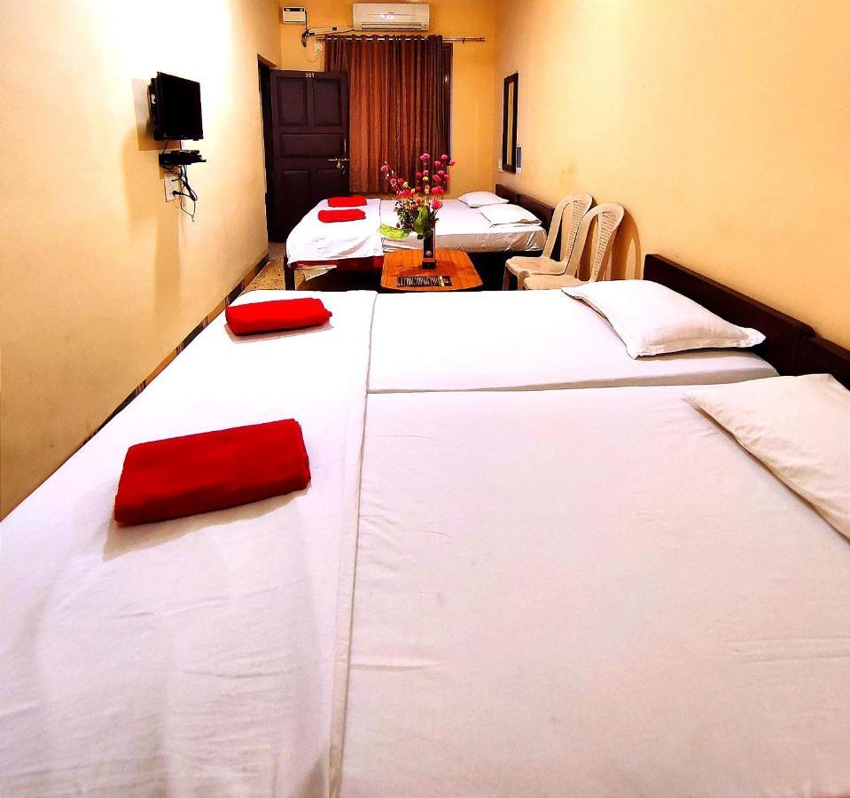 Hotel Mandarin Mapusa Zewnętrze zdjęcie