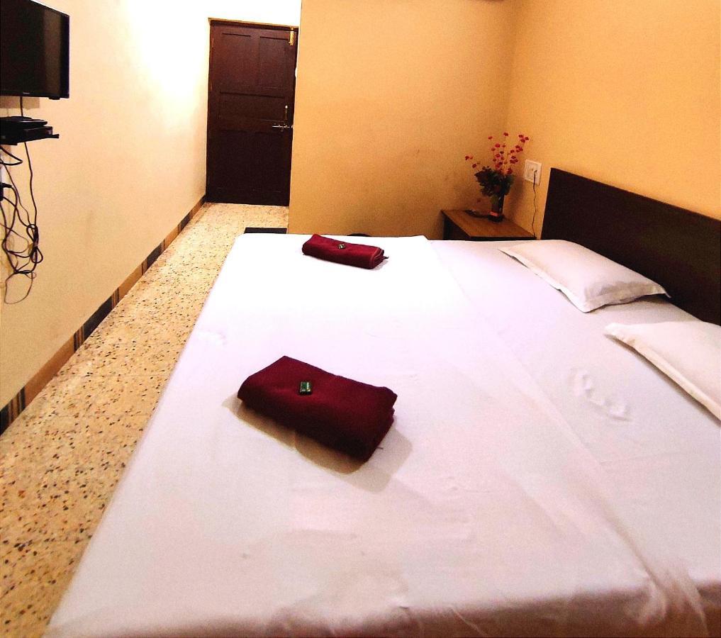 Hotel Mandarin Mapusa Zewnętrze zdjęcie